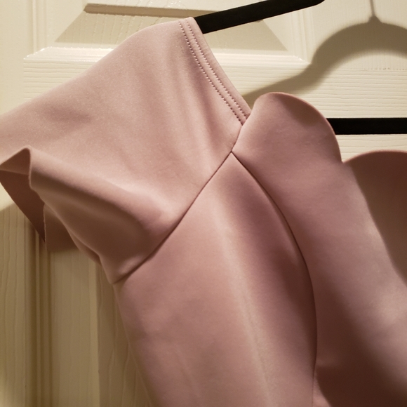 Asos maternity dress - Picture 3 of 9